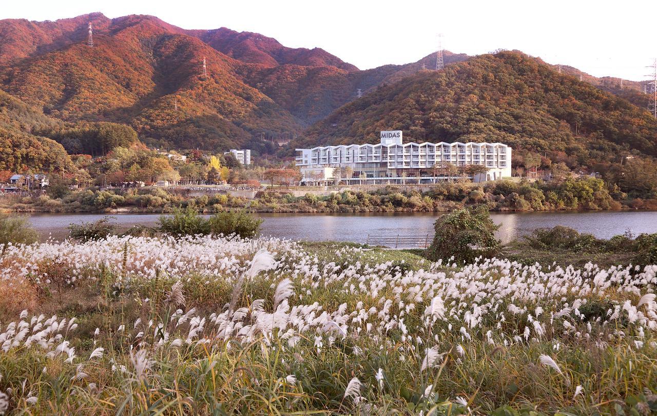 Midas Hotel & Resort Gapyeong Exterior foto